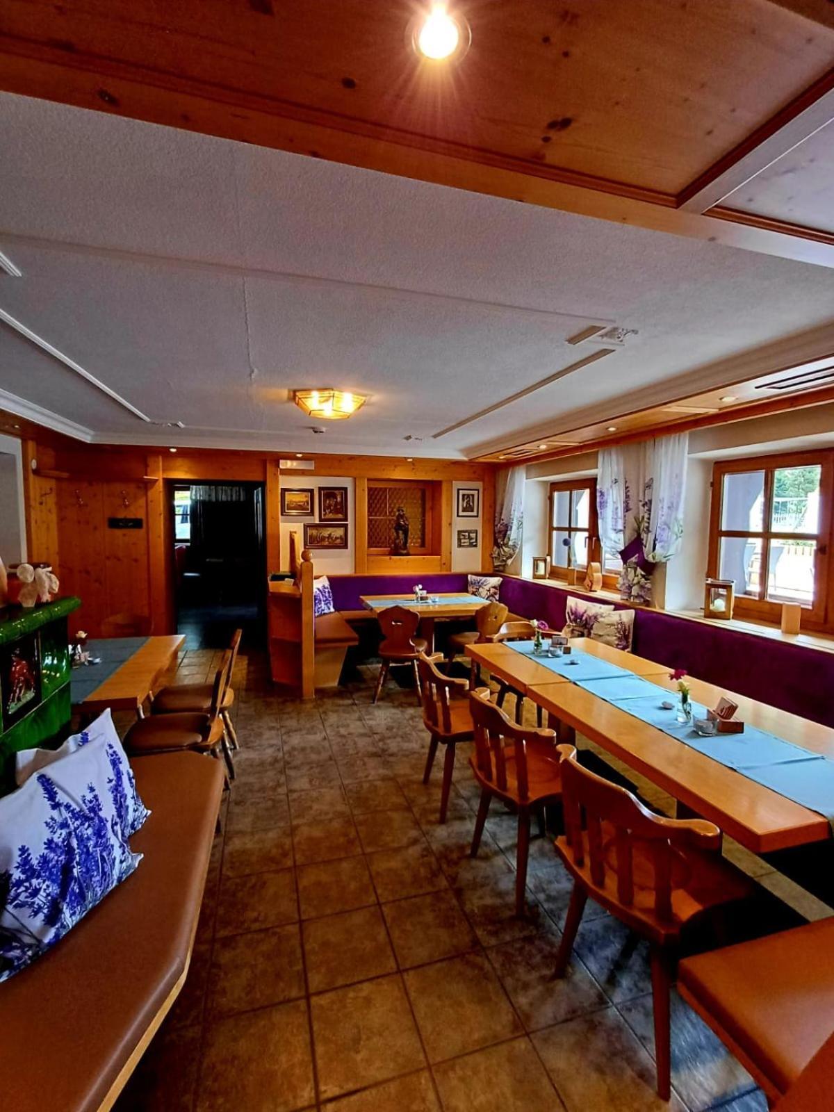 Hotel Restaurant Liesele Sonne Sankt Leonhard im Pitztal Bagian luar foto